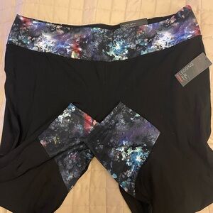 Avenue Cosmic Print Women’s Plus Size Leggings